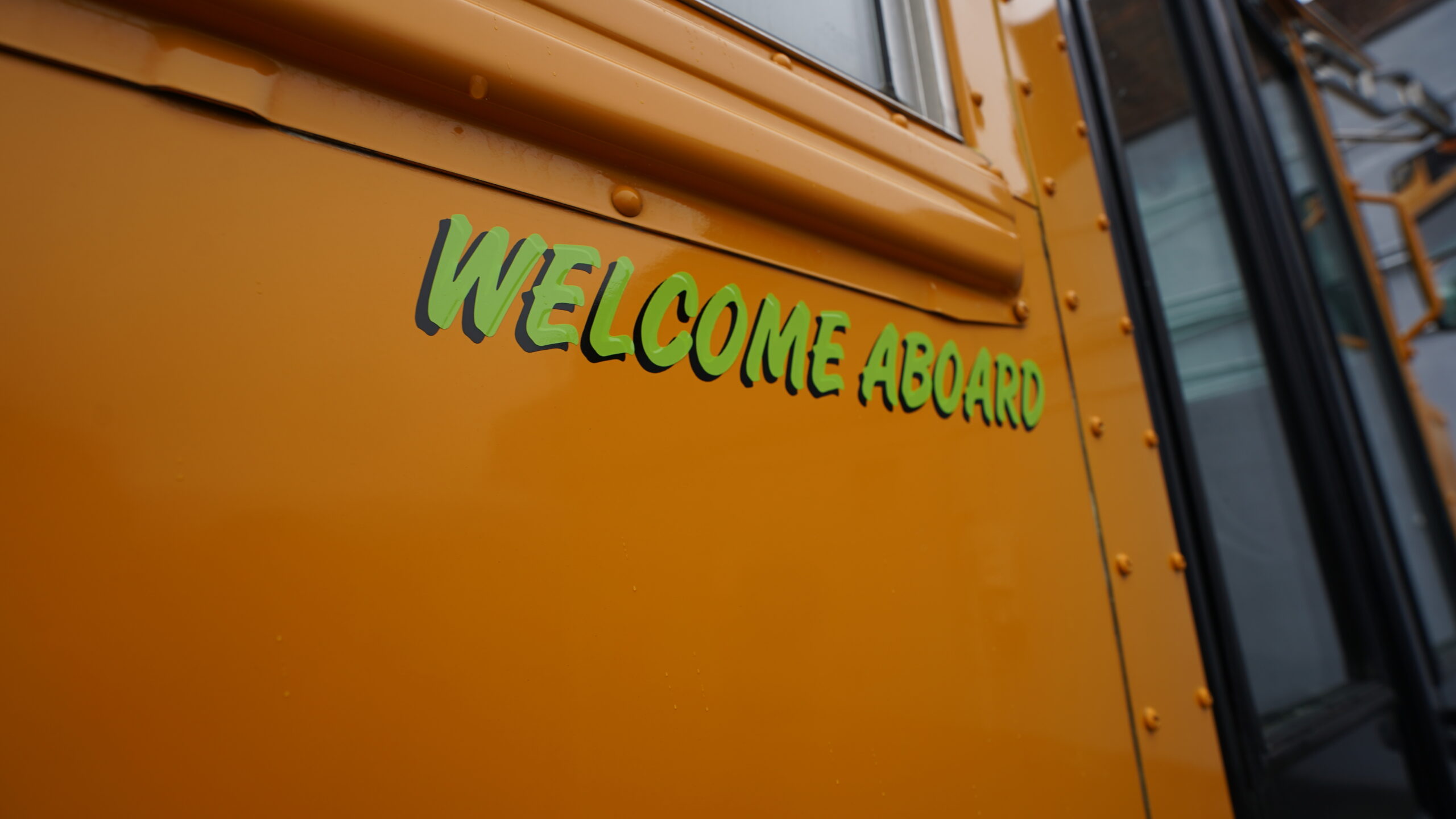 Logan Bus Company - Touchscreen - bp pulse for fleets